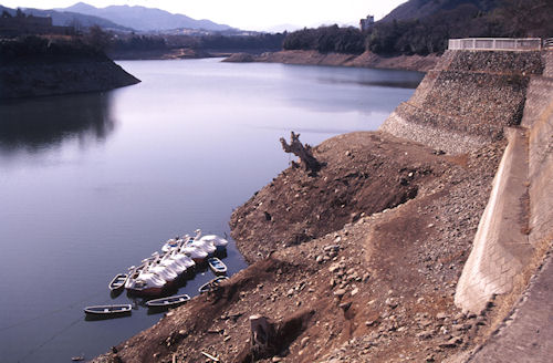 津久井湖〈渇水〉17