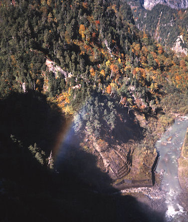 北陸19富山県　中新川群　立山町　黒部ダム