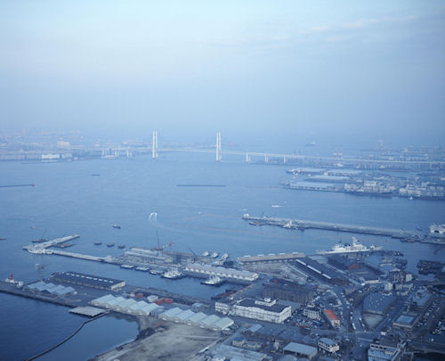 みなとみらい29ランドマークタワー展望フロアより